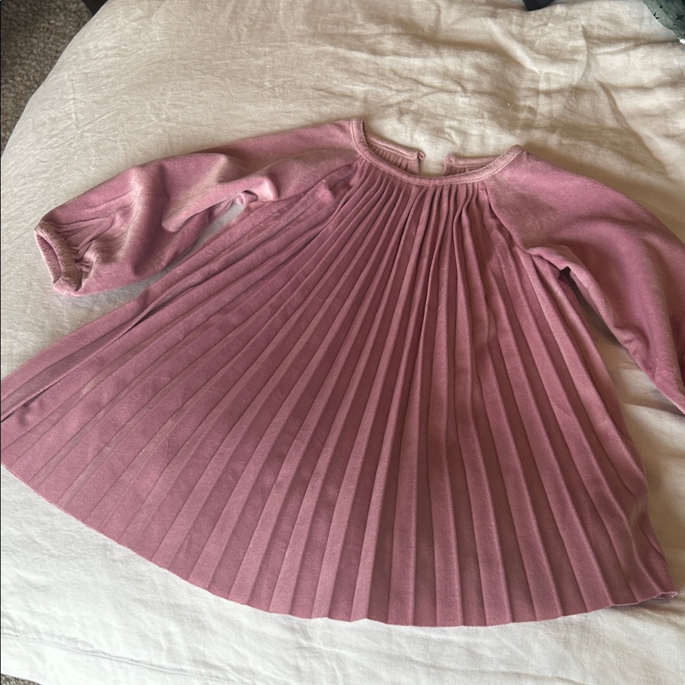 Hanna Andersson 18-24 months Velvet Pleated Dress